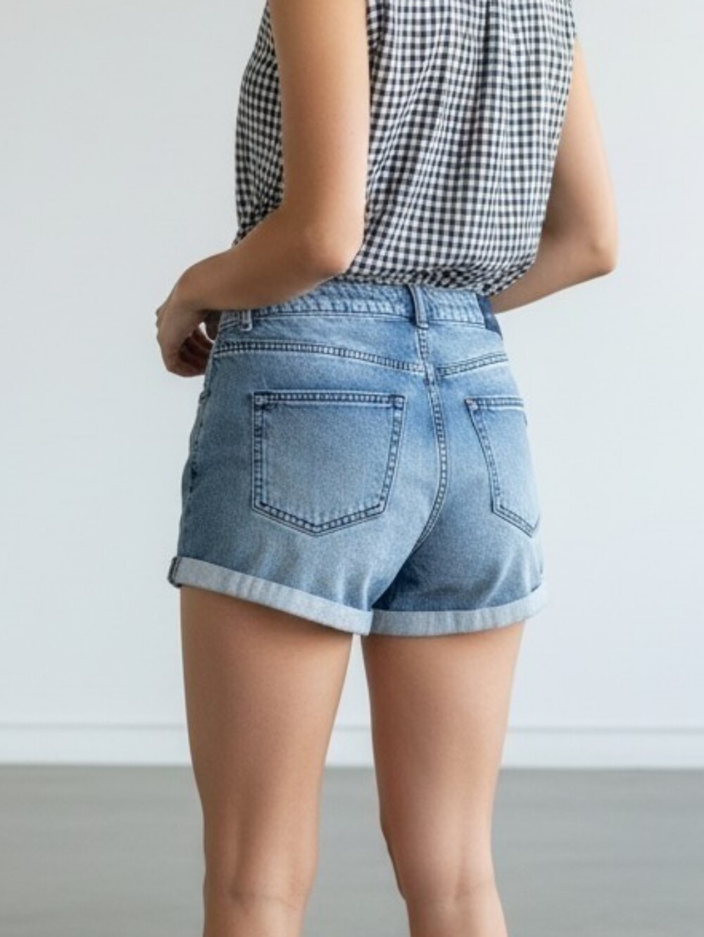 Pilcro For Anthropologie High-Rise Light Blue Denim Women’s Roll-up Shorts